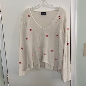 Wooden Ships Off-White V-Neck Sweater with Red Lip Pattern